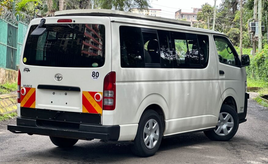 2016 Toyota Hiace 7L