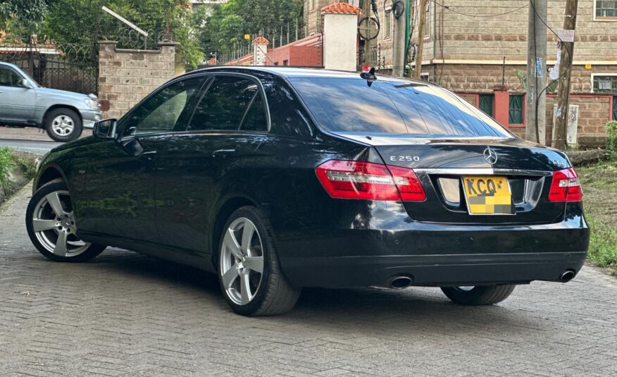 2011 Mercedes Benz E250_🔥 Leather