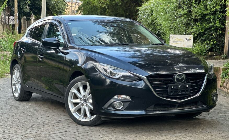 2016 Mazda Axela Hatchback _🔥