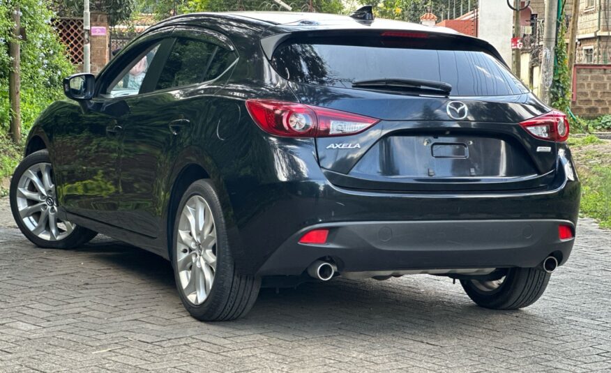 2016 Mazda Axela Hatchback _🔥