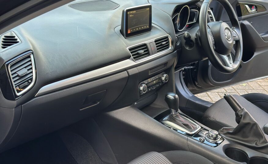 2016 Mazda Axela Hatchback _🔥