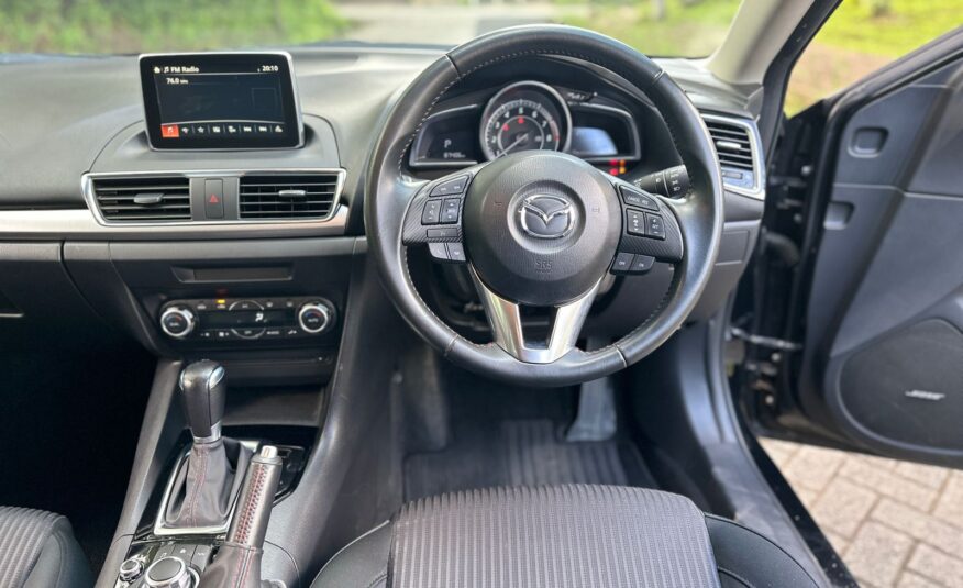 2016 Mazda Axela Hatchback _🔥