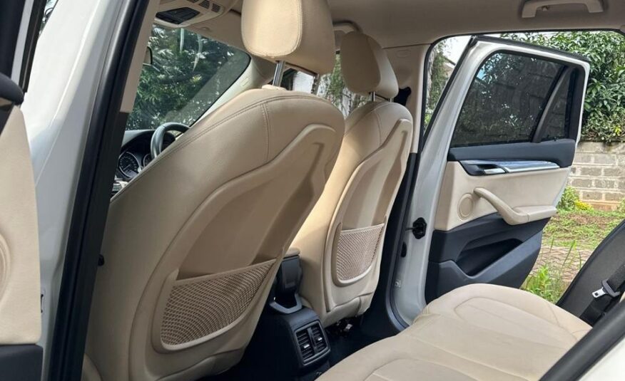 2017 BMW X1 New Shape_🔥 Beige Leather