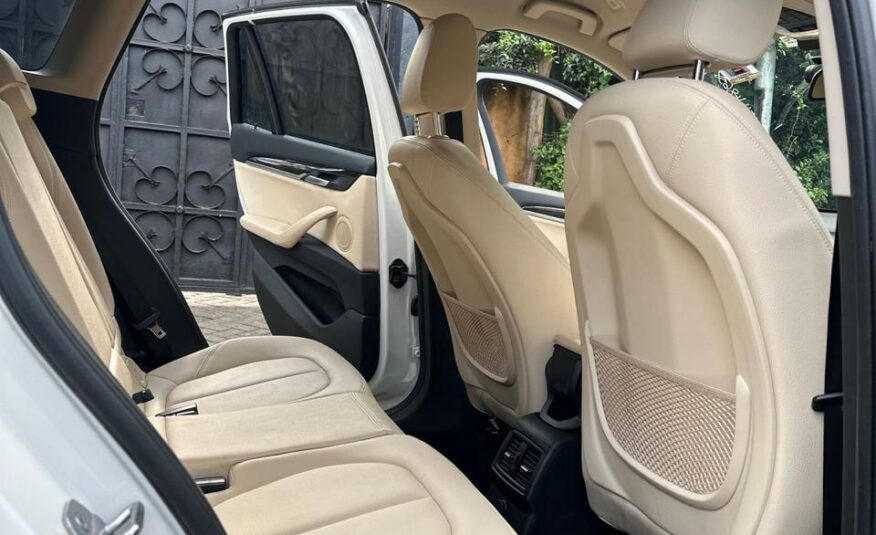 2017 BMW X1 New Shape_🔥 Beige Leather