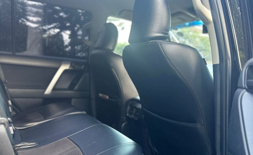2017 Toyota Landcruiser Prado TX