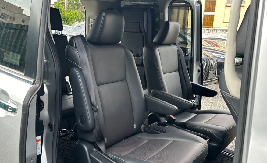 2017 Toyota Esquire