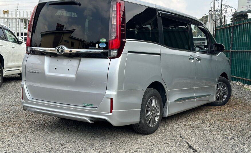 2017 Toyota Esquire