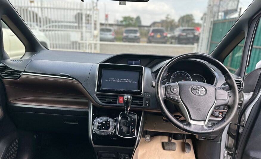 2017 Toyota Esquire