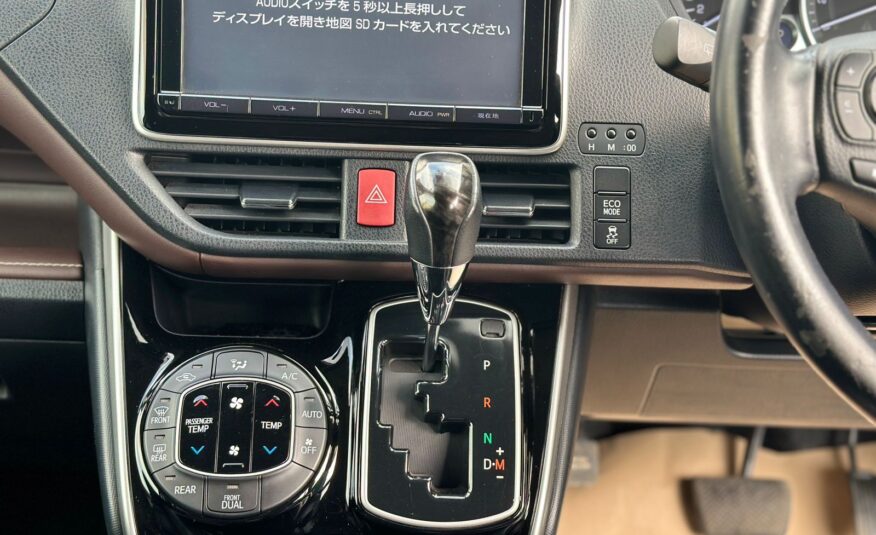 2017 Toyota Esquire